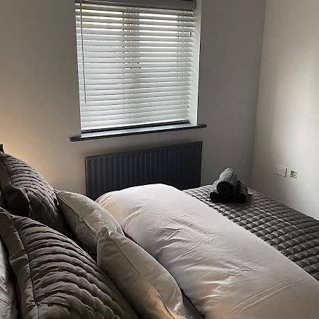 Beautiful Modern Cosy Central Apartment / Sleeps 4 Ридинг Экстерьер фото